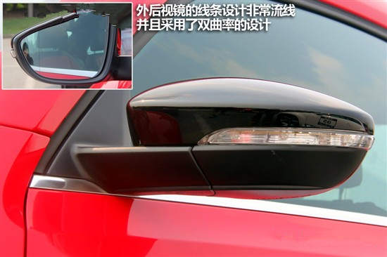 大众新甲克虫1.4T前车灯