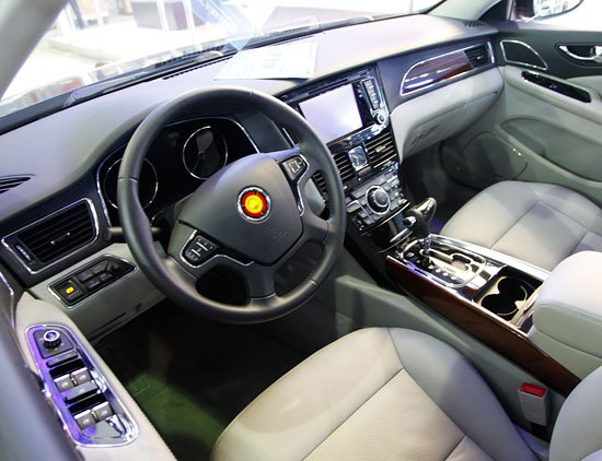 上海大众新桑塔纳展车曝光