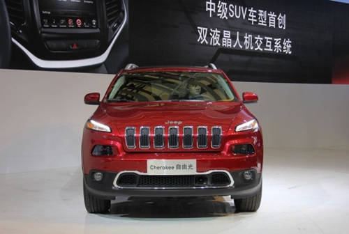 2014款Jeep自由光，.jpg