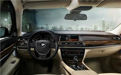 BMW 7系内饰.jpg