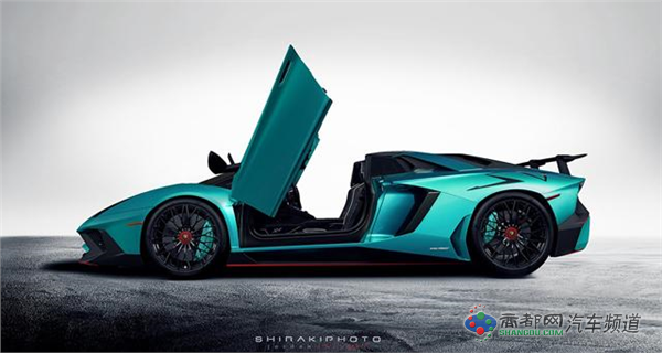 兰博基尼Aventador SV敞篷版曝光 限量发售