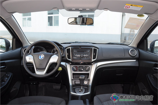 启辰 启辰T70 2015款 2.0L CVT睿行版