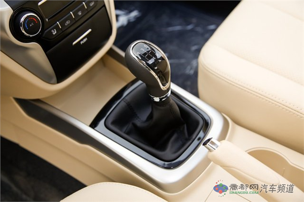 长安汽车 逸动 2015款 1.6L MT基本型