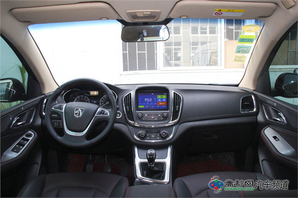 宝骏560  2015款 1.8L MT豪华型
