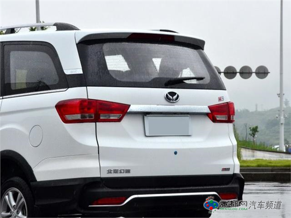 北汽幻速H3对比2016款宝骏730 7万内买7座