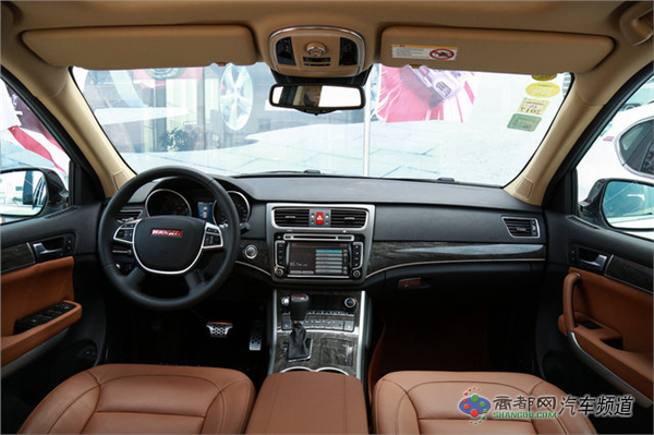 哈弗H8  2015款 2.0T AT两驱豪华型