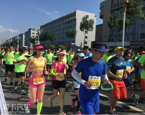 不讲颜值的马拉松赛 森雅R7偏偏两全齐美 不讲颜值的马拉松赛 森雅R7偏偏两全齐美
