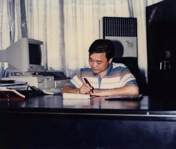 李书福,吉利汽车