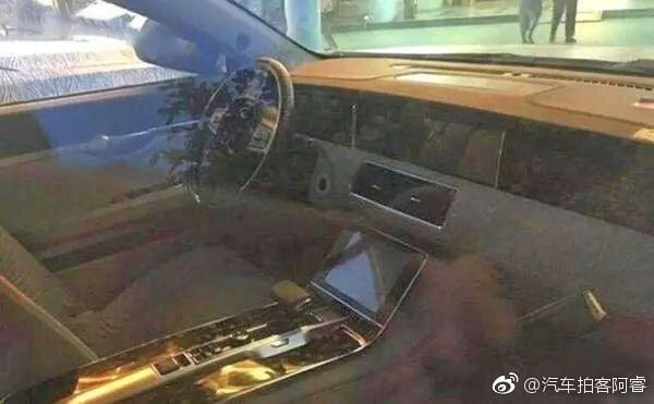红旗N501,红旗N501V8引擎