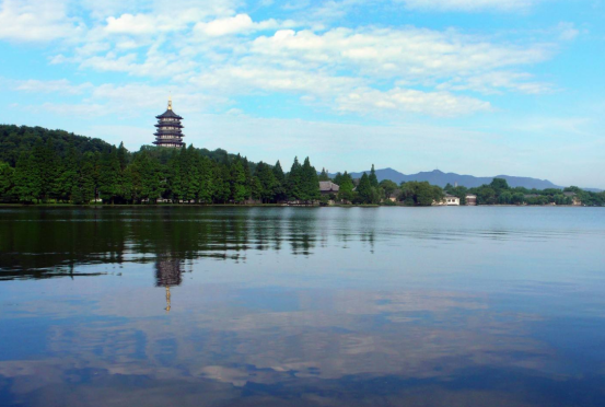 【热点拓展】跟随福特撼路者 去看人间最美四月天663.png