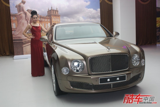 宾利郑州盛大开业 英伦豪车入驻中原