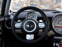 情人节的私密空间!6款适合车床族的车型