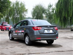 东风风神 东风乘用车 风神s30 2011款 1.6 尊贵型mt