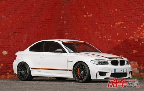 德国APP发布BMW 1 M Coupe改装套件