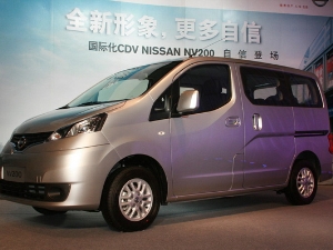 NV200 外观