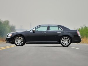 克莱斯勒300C(进口)