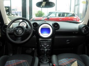 MINI PACEMAN