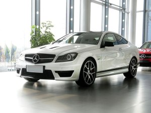 奔驰C级AMG