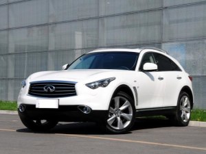 英菲尼迪QX70