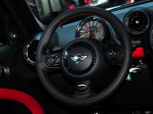 MINI COUNTRYMAN JCW 